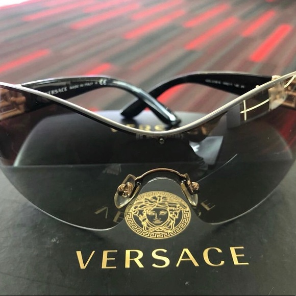 Versace Sunglasses *like new*